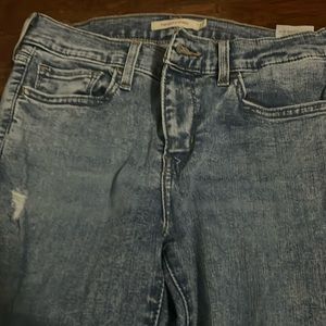 Super Skinny light blue ripped jeans size 27 Levi’s, Fit Great Very Comfortable